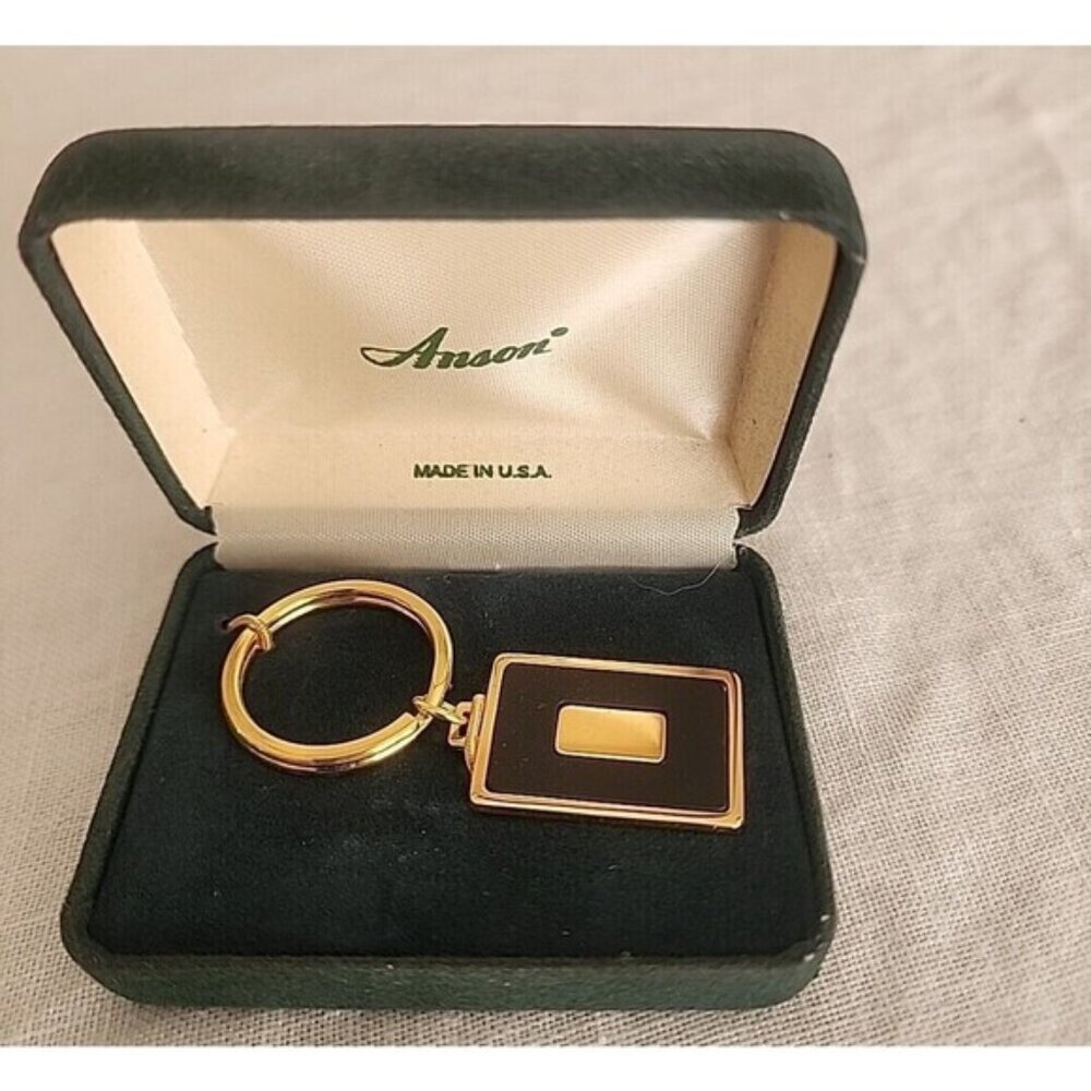 New Vintage Anson Black Enamel Key Chain Gold Tone Engraveable Split Key Ring